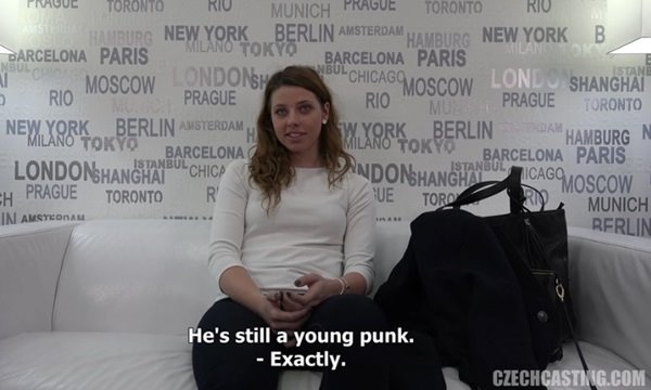 На порно кастинге симпатичная чешская студентка. | Видео из нашей коллекции