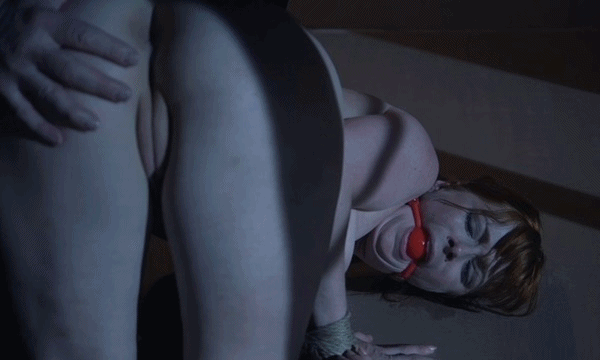 Милую рыжеволосую девушку сочно трахают с цепью на шее. | Видео из нашей коллекции