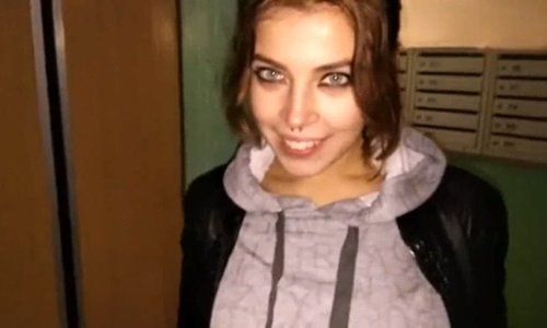 Веселая молодая парочка трахаются в лифте. | Видео из нашей коллекции